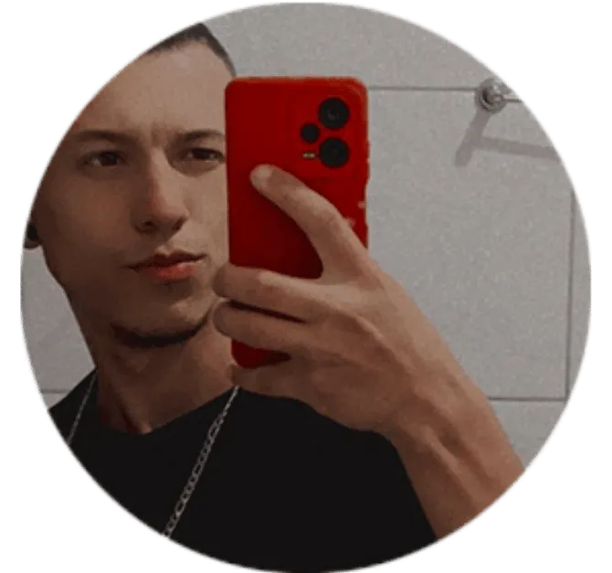 Lucas M.